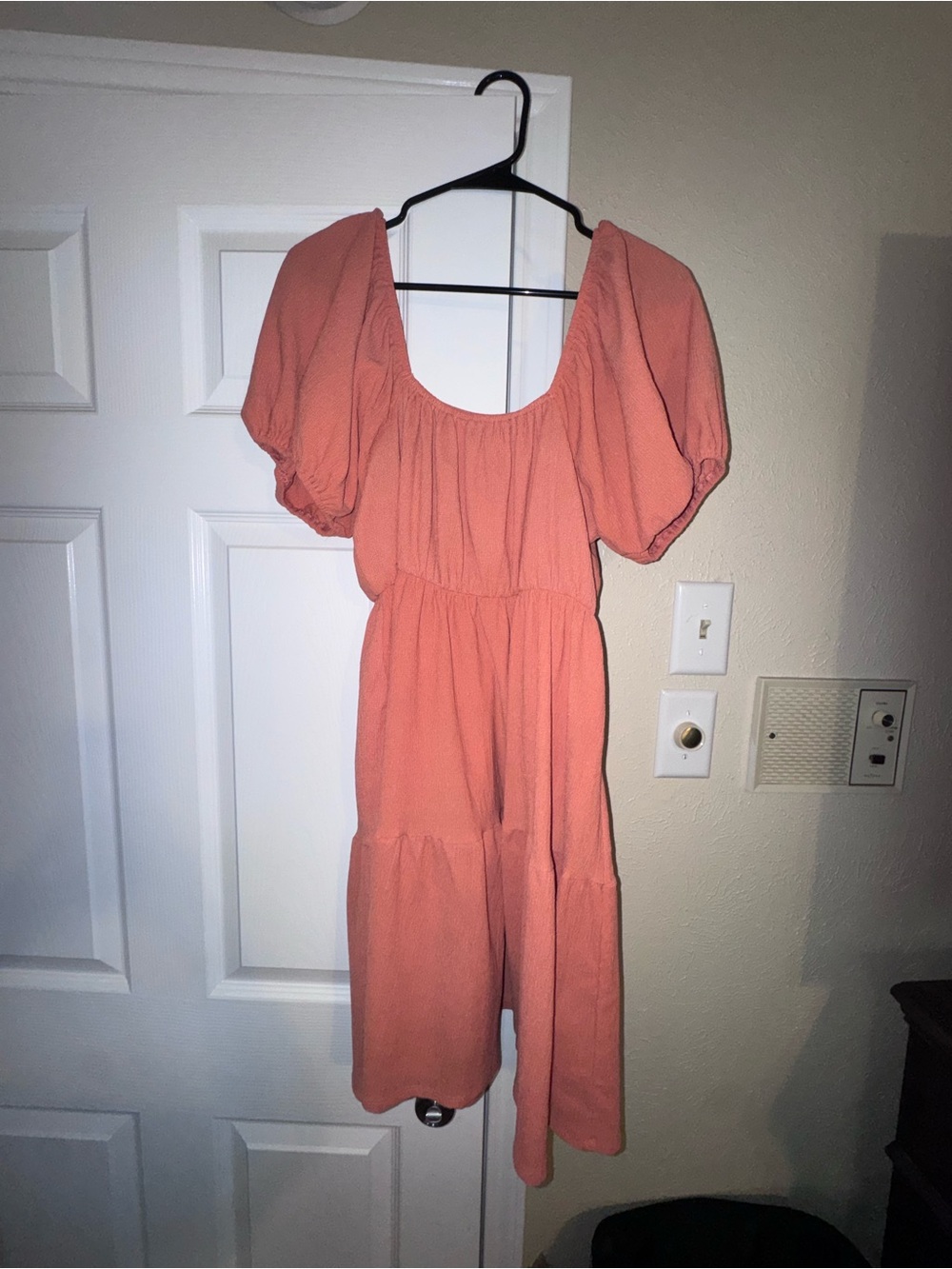 Women’s boutique Coral Puff-Sleeve Midi Dress